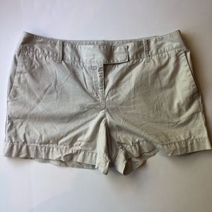 Ann Taylor Loft (Petites) Khaki Shorts